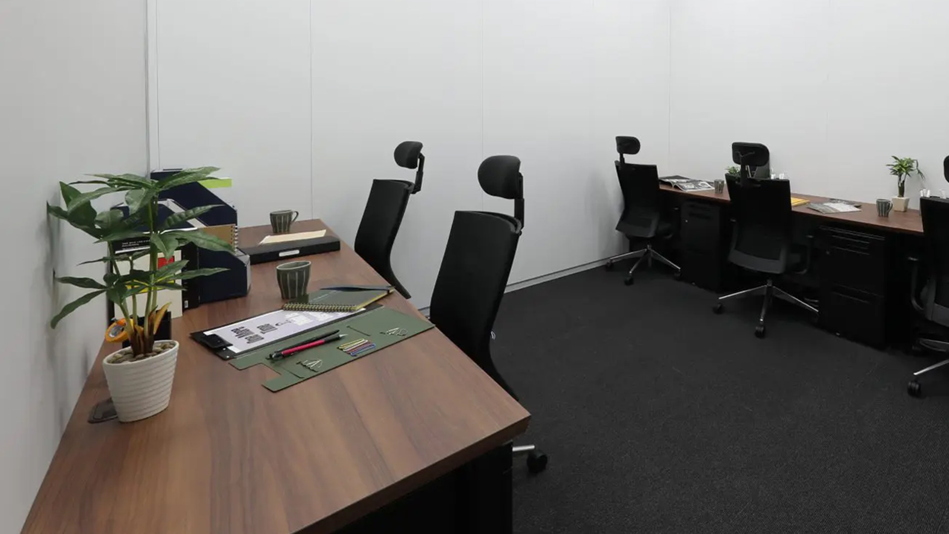 サービスオフィス（5名用Room）